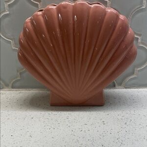 Ceramic vintage Shell Accent Vase - Coral Pink